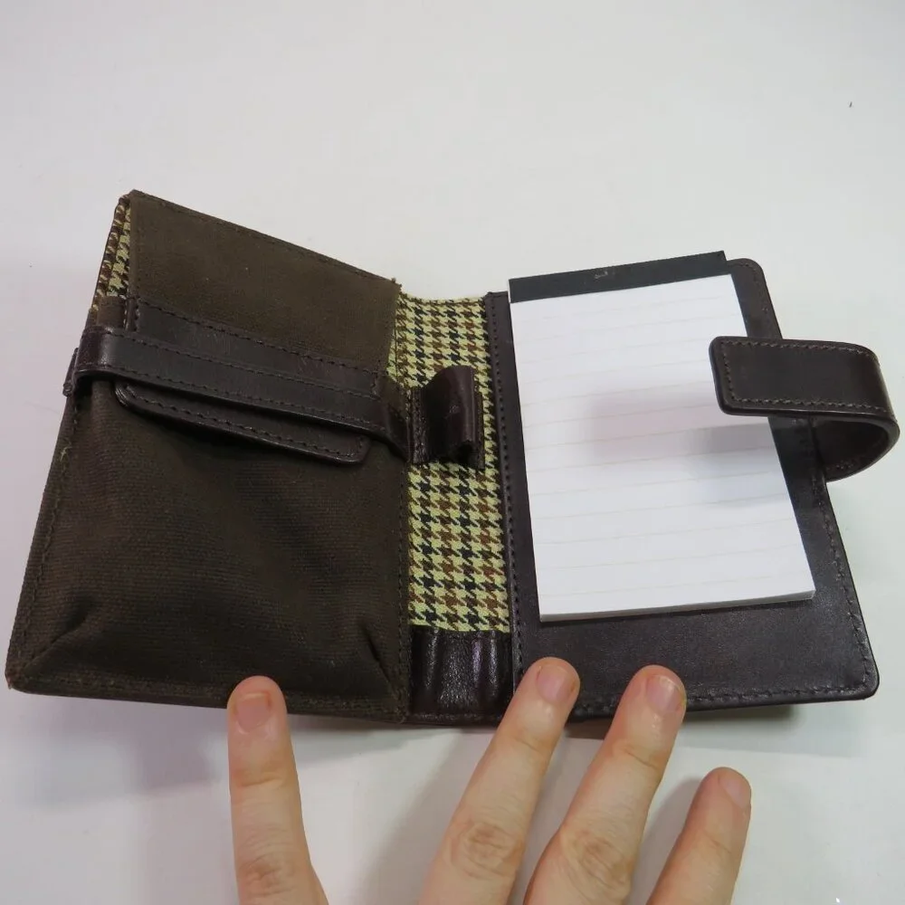 Cutter and Buck Genuine Leather Travel Wallet w Large Pocket & Notepad w Box